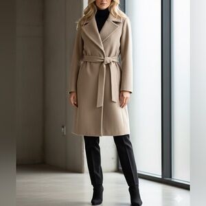 TAHARI Beige Coat With Belt .
